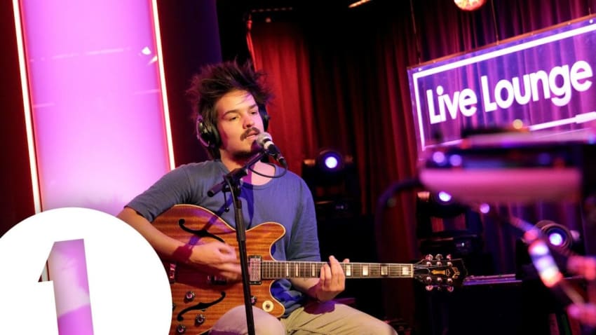 Milky Chance - Flashed Junk Mind in the Live lounge