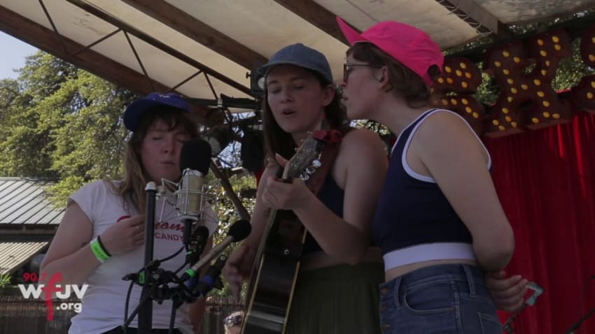 Mountain Man - "Moon" (Live at South x San José)