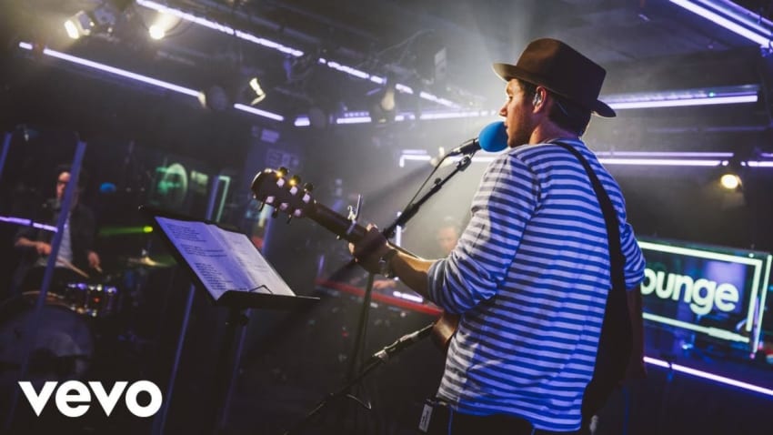 Niall Horan - Slow Hands in the BBC Radio 1 Live Lounge