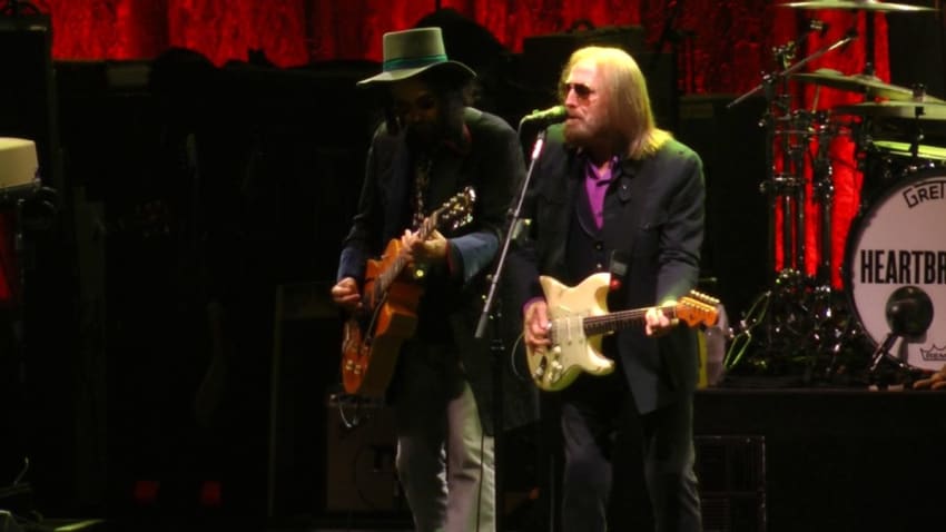 Tom Petty And The Heartbreakers - Rockin' Around (With You) (Newark,Nj) 6.16.17