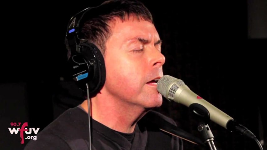 Richard Barone - "Tangled In Your Web" (Live at WFUV)