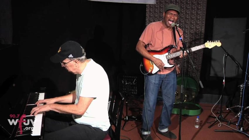 Robert Cray Band - "I'm Done Cryin'" (Live at WFUV)