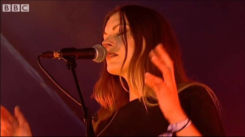 Rosie Lowe - 10k Balloons (Radio 1's Big Weekend 2014)