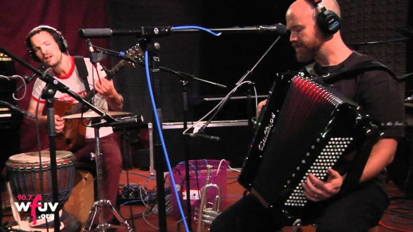 Round Mountain - Don't Lie Down (Live at WFUV)