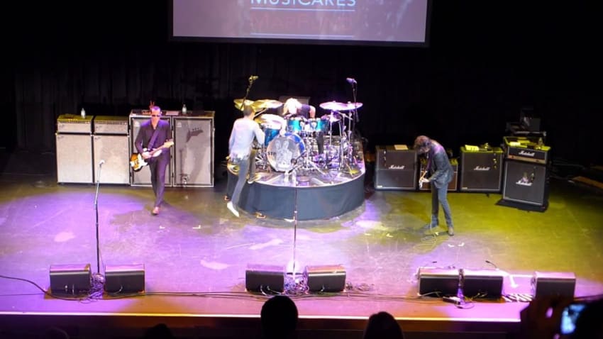 Stone Temple Pilots & Chester Bennington w/ Slash & Duff McKagan - Full Show - Club Nokia - 5/30/13