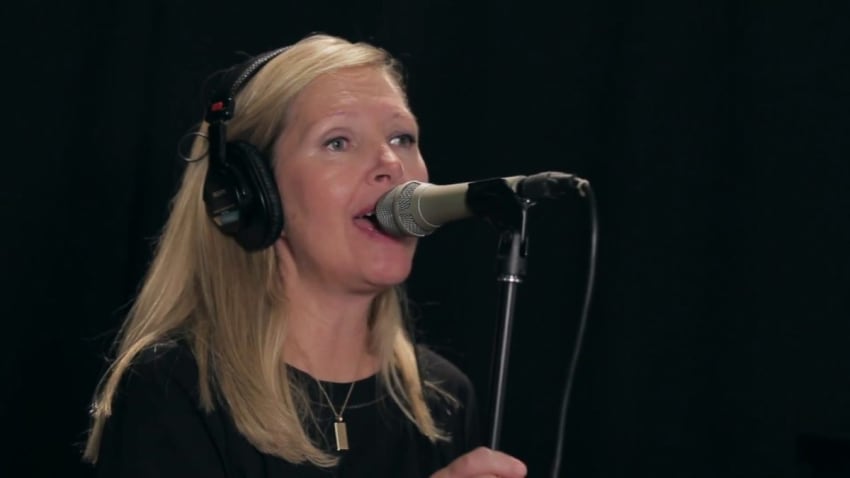 Saint Etienne - "Out Of My Mind" (Live at WFUV)