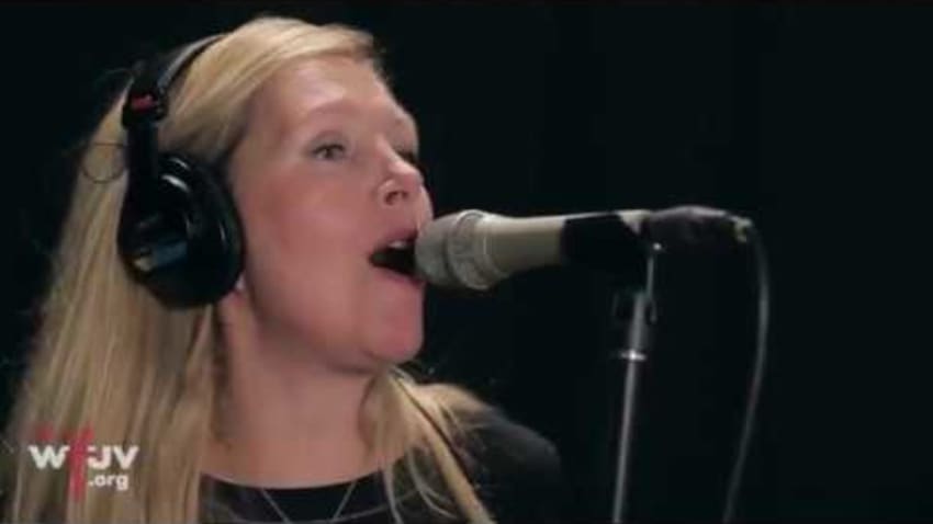 Saint Etienne - "Split Screen" (Live at WFUV)
