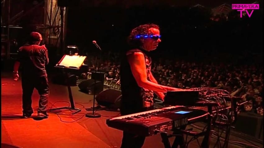 Suicide Full Concert Part 2:3 @ San Miguel Primavera Sound 2011