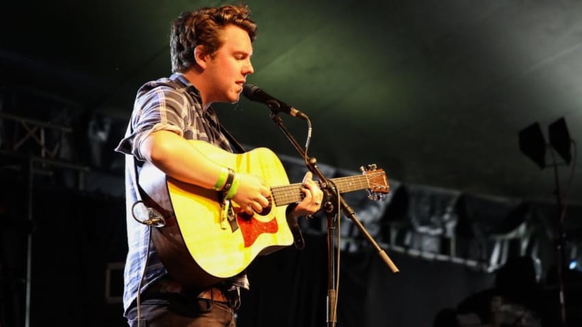 Saint Raymond's surprise set on the BBC Introducing stage at Glastonbury Festival 2014