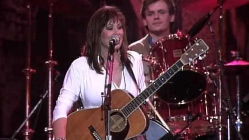 Suzy Bogguss - I Want To Be A Cowboy's Sweetheart (Live at Farm Aid 1990)