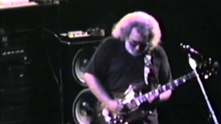 Grateful Dead (2 cam v2) 31-12-1991  Oakland Coliseum, Oakland, Ca. (Set 2 start)