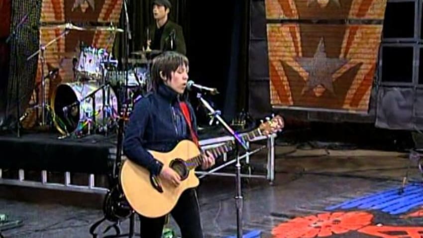 Tegan and Sara - Walking With A Ghost