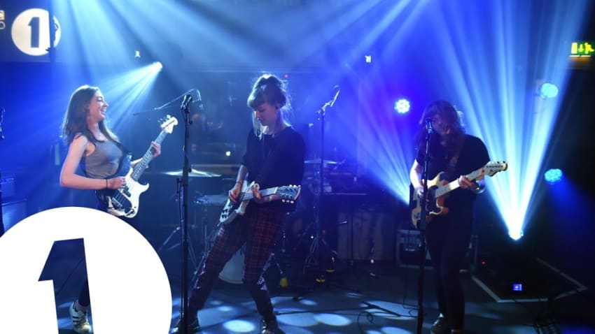 The Big Moon - Formidable (Live at Future Festival 2017)