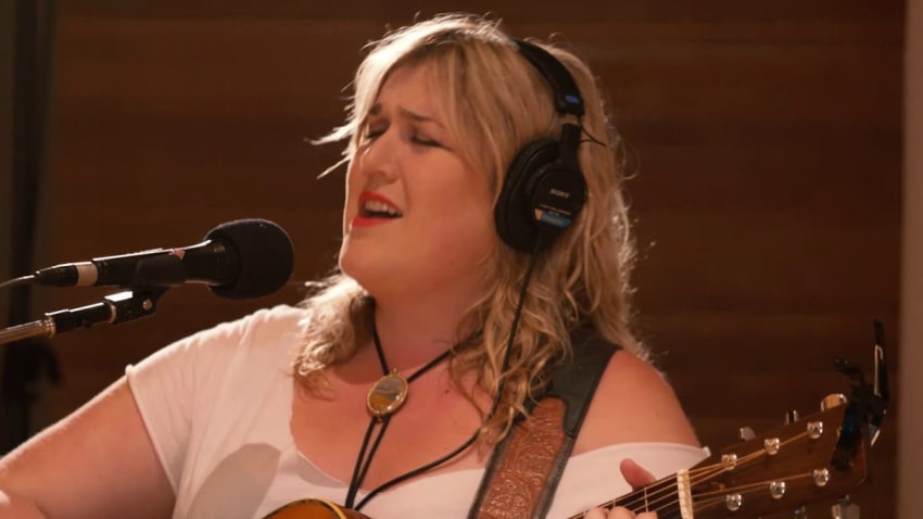 The Last Revel - Roses (Live at Radio Heartland)