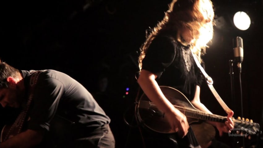 The Lone Bellow — 'Green Eyes and a Heart of Gold' (Live)