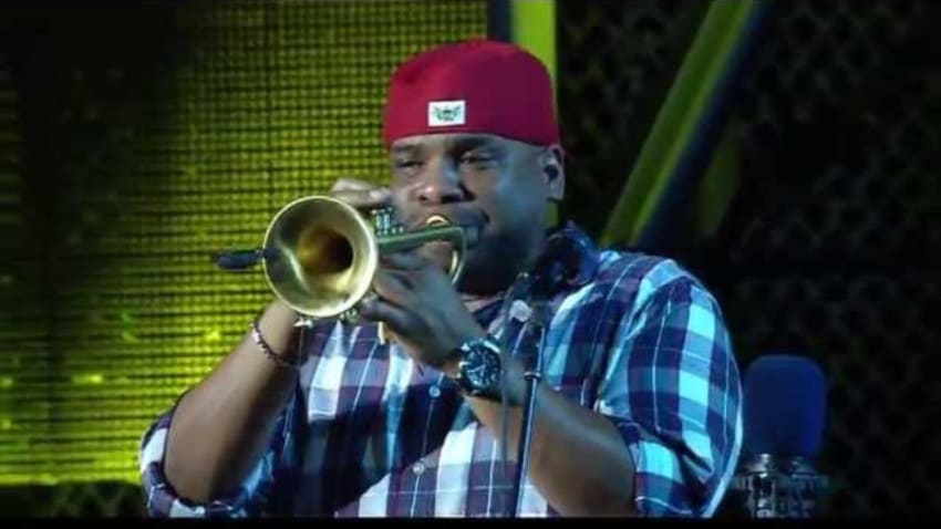 Dave Matthews Band Summer Tour Warm Up- Anyone Seen The Bridge? - Too Much 5.28.12