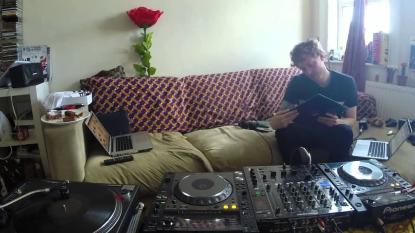 Thris Tian Presents An Afternoon with Falty DL