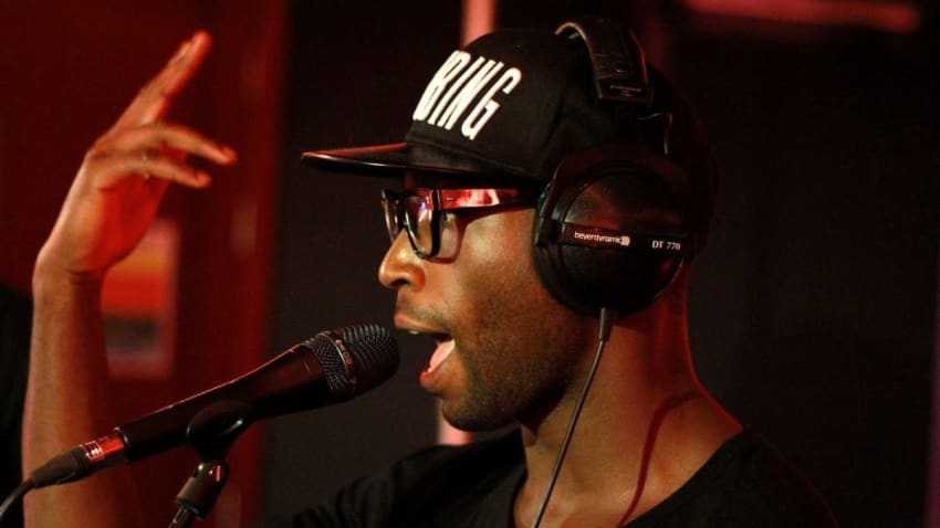 Tinie Tempah - Ready For My Love in the Radio 1 Live Lounge
