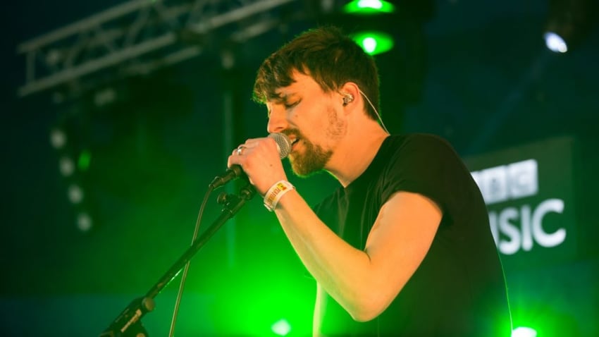 Tongues. - Colours In The Dark