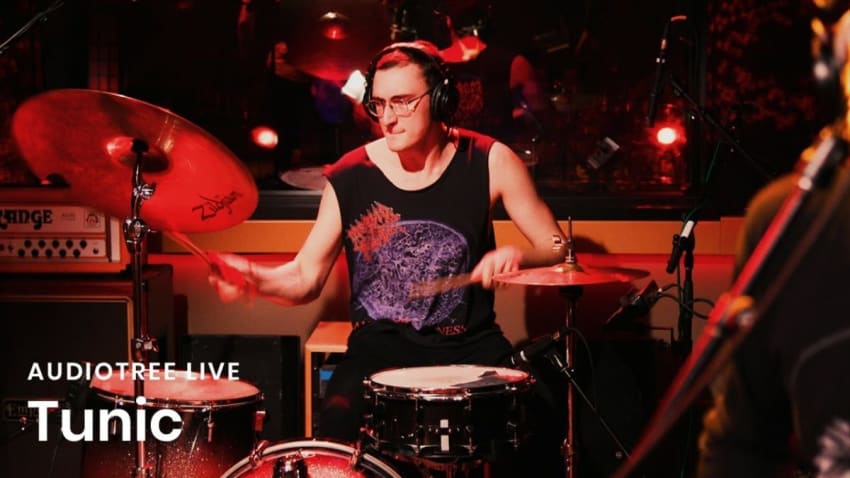 Tunic - Teeth Showing | Audiotree Live