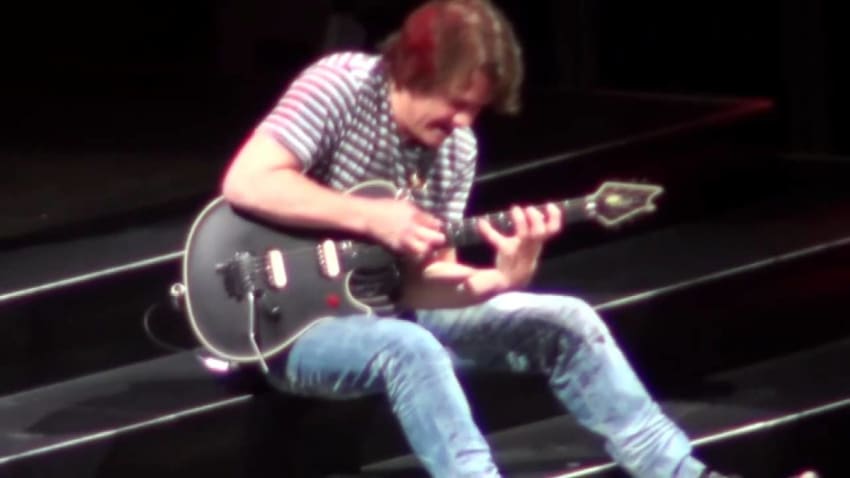 Van Halen 2/18/12 (Part 4) Louisville, KY @ KFC Yum! Center