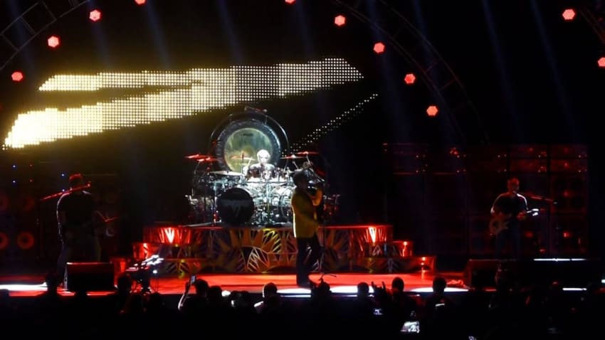 Van Halen - Jump (Camden,Nj) 8.27.15