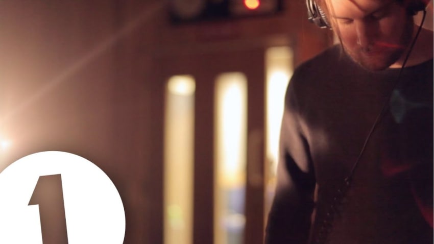 Weval - You’re Mine (Live At Maida Vale)