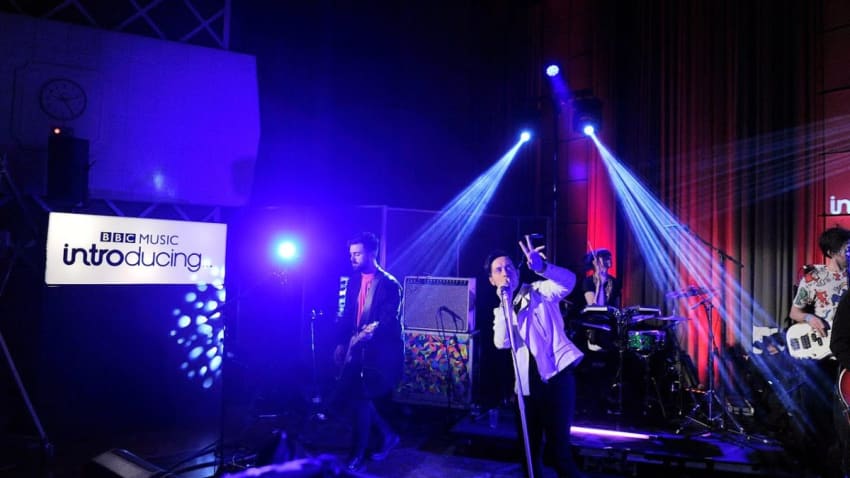 WHITE - Future Pleasures (live at Maida Vale)