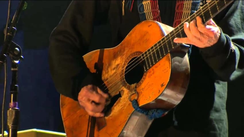 Willie Nelson - Night Life (Live at Farm Aid 30)