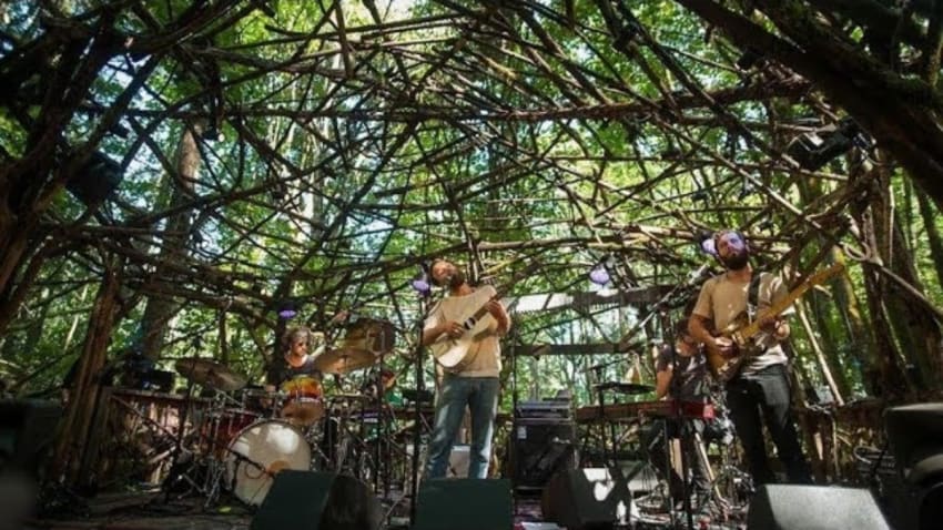 Woods Stage (S02E05) - Rodrigo Amarante - Maná @Pickathon