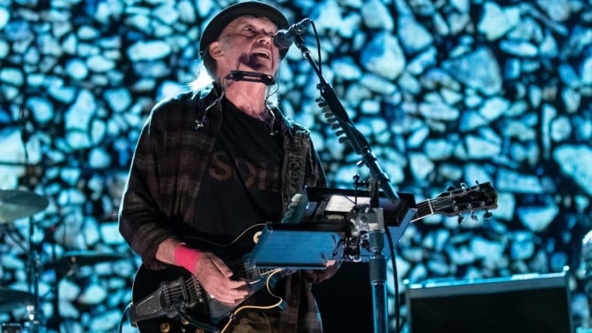 Neil Young & Promise of the Real - Throw Your Hatred Down (Live at Farm Aid 2019)