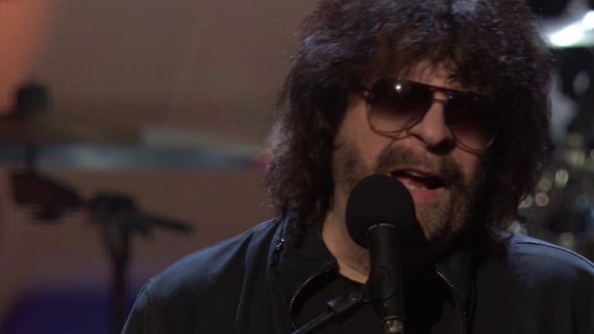 2017 Rock & Roll Hall of Fame Inductees ELO Perform "Evil Woman"