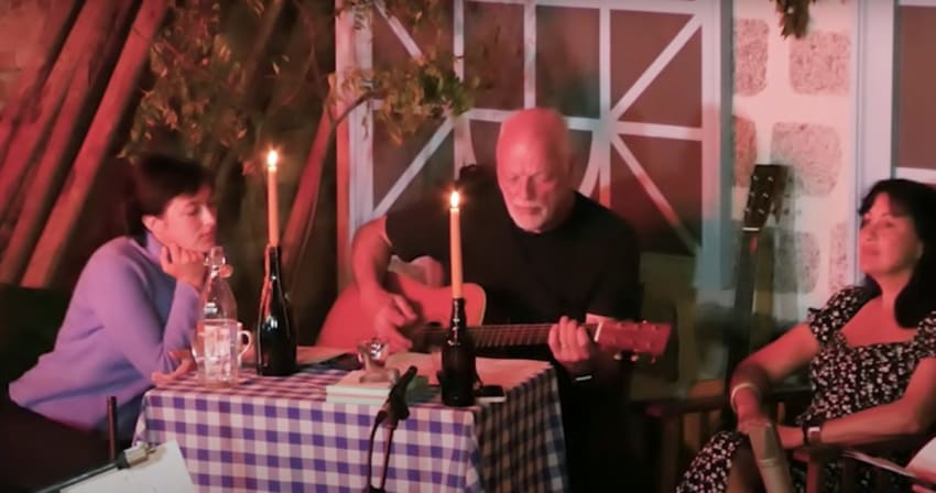 David Gilmour covers Syd Barrett
