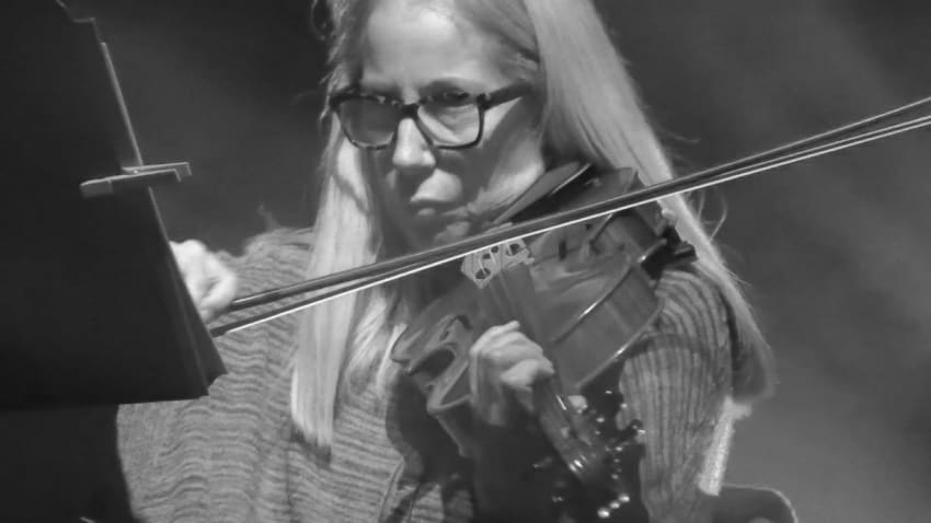 Her Dance Needs No Body w/ the Love Sponge Strings (NYE 2016 - Nashville, TN)