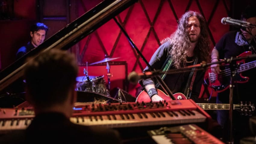 Escaper Announces New Album 'Apotheosis' & Shares Single