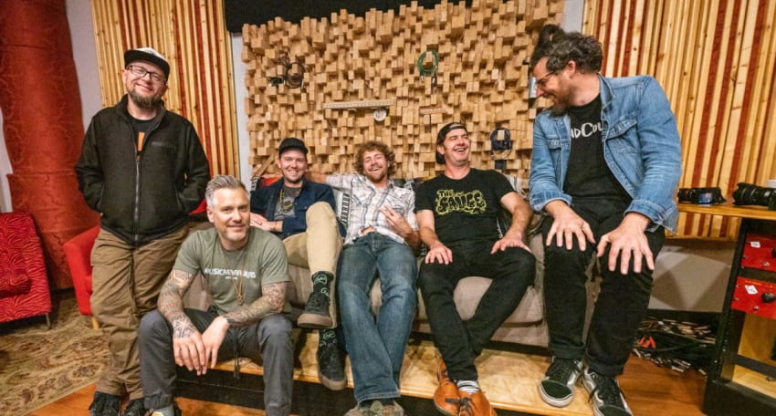 Infamous Stringdusters G Love