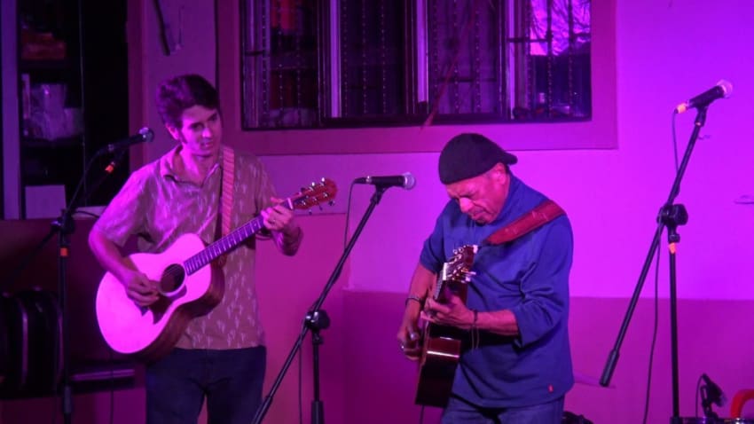 Radio Free Honduras - full set 1-13-19 Cafelix Todos Santos, MX 4K HD tripod