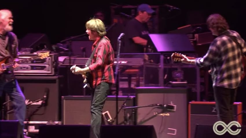 John Fogerty & Widespread Panic Perform ‘Keep On Chooglin’ At LOCKN’: Pro-Shot Video
