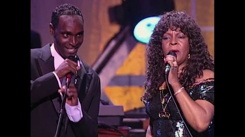 Martha And The Vandellas perform "Dancing In The Street”