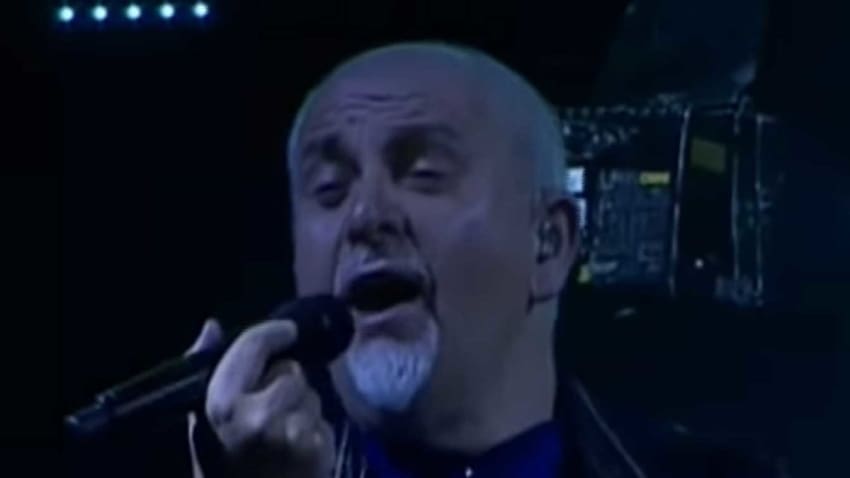 Peter Gabriel Performs ‘Games Without Frontiers’ Live In Buenos Aires, 2009: Pro-Shot Video