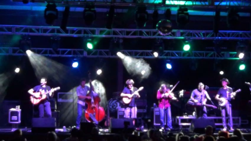 Keller Williams' Grateful Grass - full show Hillberry Festival Eureka Springs, AR HD tripod