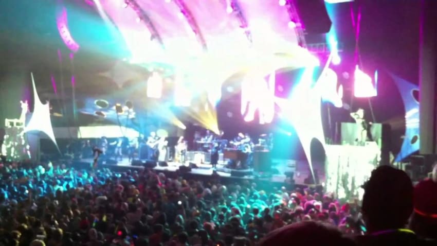 String Cheese Incident - Groove is in the Heart - Hulaween 2010 - Hampton, VA 10/30/2010
