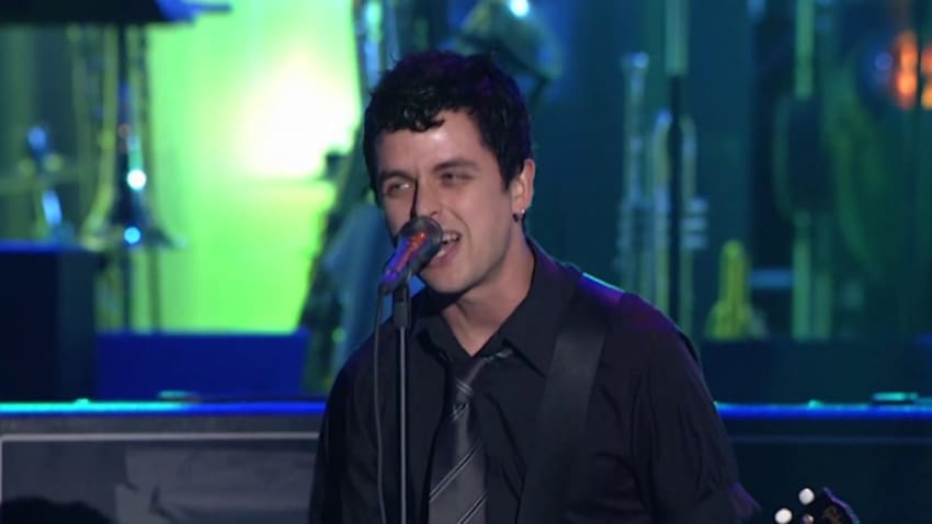Green Day perform "Teenage Lobotomy" at the 2002 Rock & Roll Hall of Fame Induction Ceremony