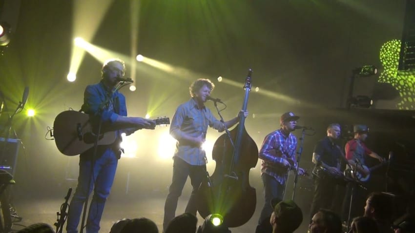 Infamous Stringdusters - full show 2-21-19 10 Mile Music Hall Frisco, CO rail cam HD tripod