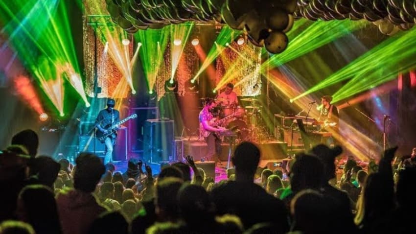 Aqueous - Warren in the Window - Clint Eastwood (Gorillaz) - NYE Celebration - Buffalo, NY 12/31/17