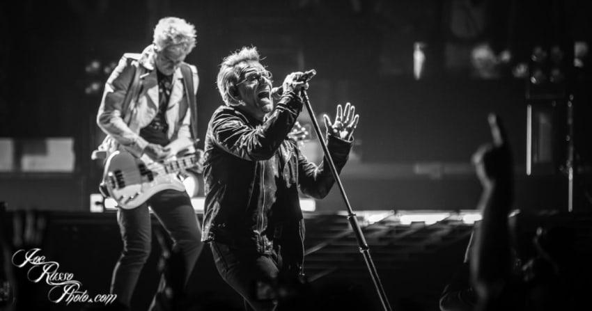 U2 Bono cropped