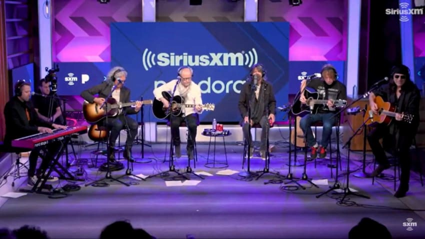 Foreigner Acoustic Double Vision Video SiriusXM