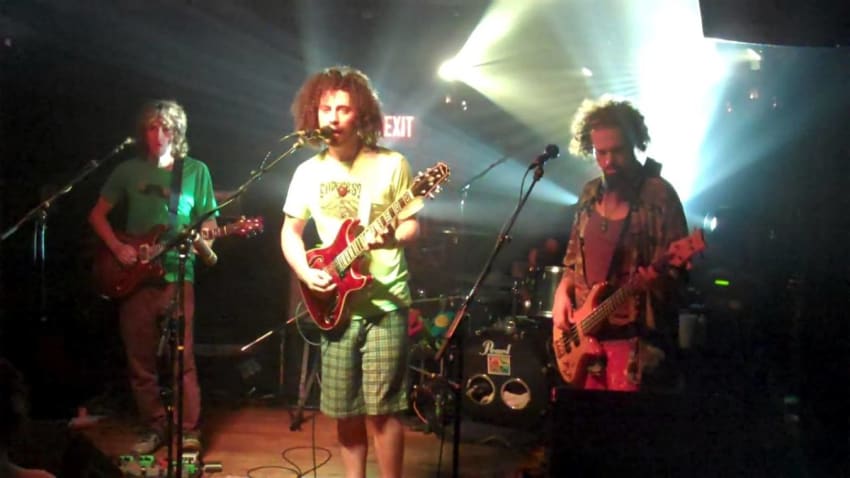 Pigeons Playing Ping Pong "Walk Outside" 10/04/2014- Burlington, VT