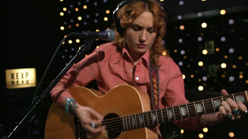 Kassi Valazza - Like Ever Before (Live on KEXP)