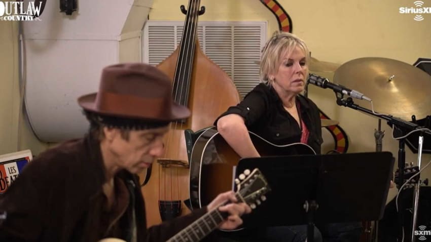 Lucinda Williams & Stuart Mathis Perform ‘Good Souls' For SiriusXM